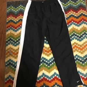 Women’s Nike athletic pant